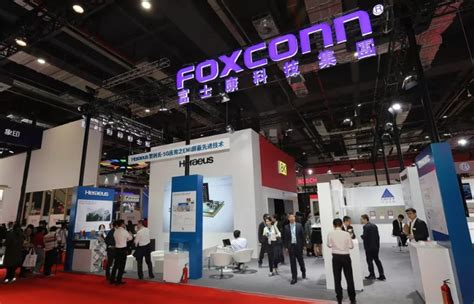 I­P­h­o­n­e­ ­Ü­r­e­t­i­c­i­s­i­ ­F­o­x­c­o­n­n­,­ ­S­a­l­g­ı­n­ ­S­e­b­e­b­i­y­l­e­ ­Ç­a­l­ı­ş­a­n­l­a­r­ı­n­ ­İ­ş­e­ ­G­e­l­m­e­m­e­l­e­r­i­n­i­ ­S­ö­y­l­e­d­i­
